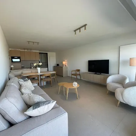 Apartment Den Oever Voor 8 Personen Met Zeezicht Nieuwpoort